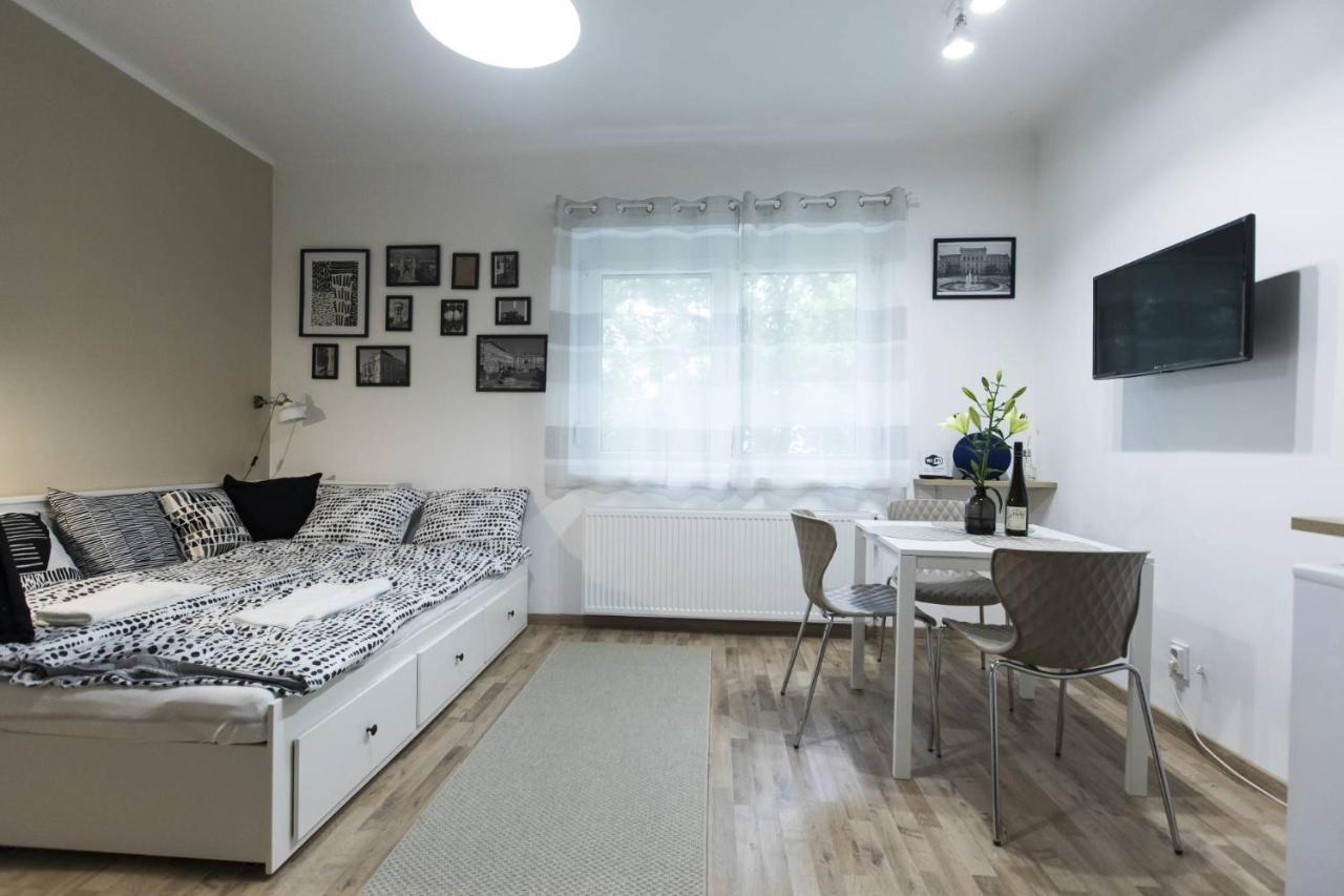 Apartamento Aqua Stellar Szeged Exterior foto