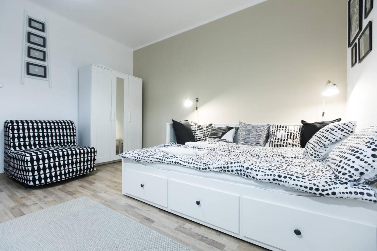 Apartamento Aqua Stellar Szeged Exterior foto